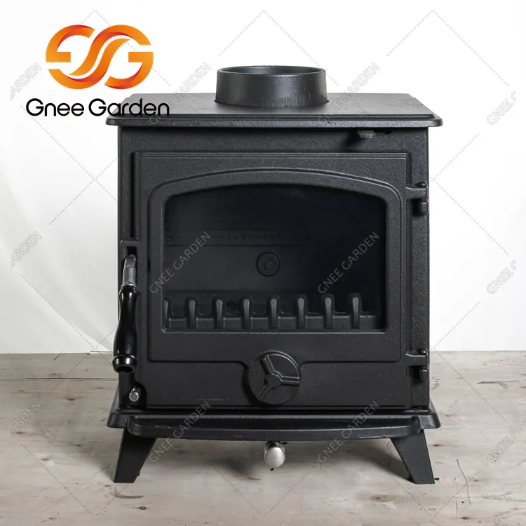 鋳鉄製薪ストーブ