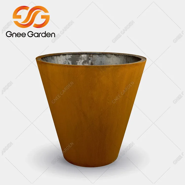 コールテンスチールの屋外バーベキュー