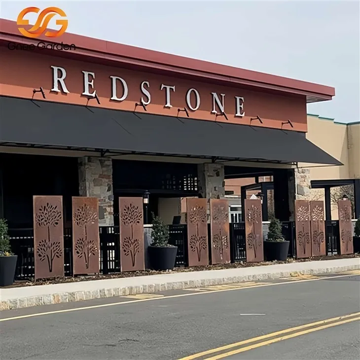 ガーデンレーザーカットメタルコルテンスクリーン