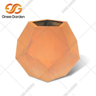 大型コルテンプランター